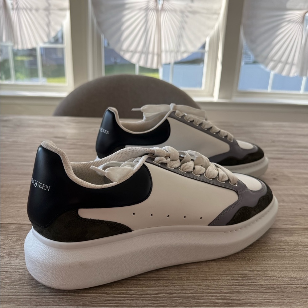 Alexander McQueen White and Black Sneakers